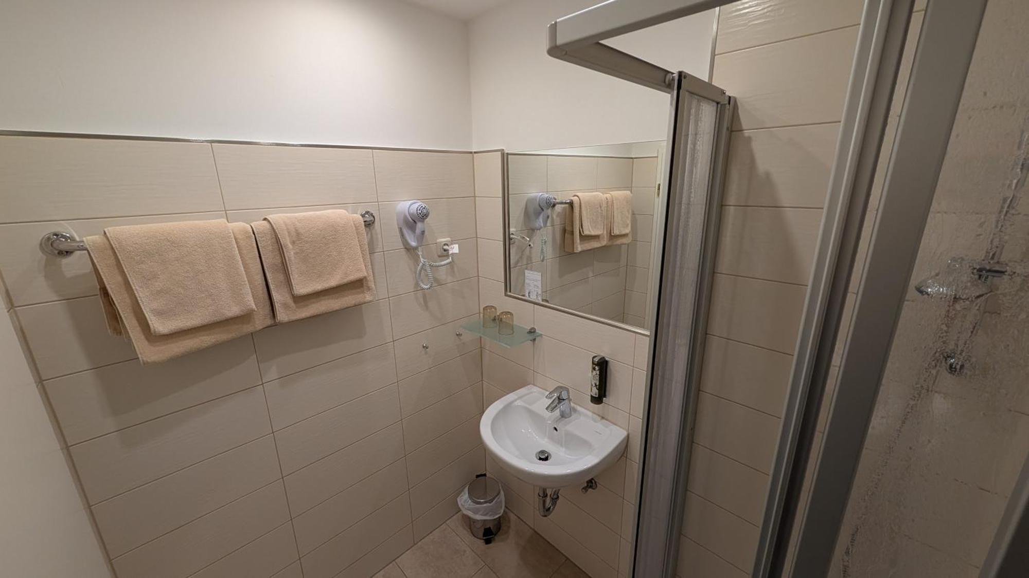לייפציג Hotel Am Bayrischen Platz מראה חיצוני תמונה